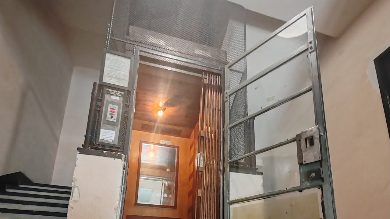 Lift original ASEA la o clădire cu multă istorie in spate, Centru, Cluj-Napoca