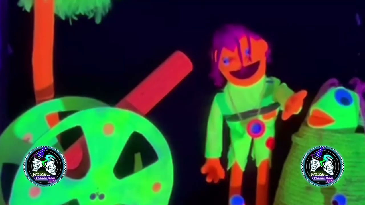Pirates UV Puppet SHOW 2026