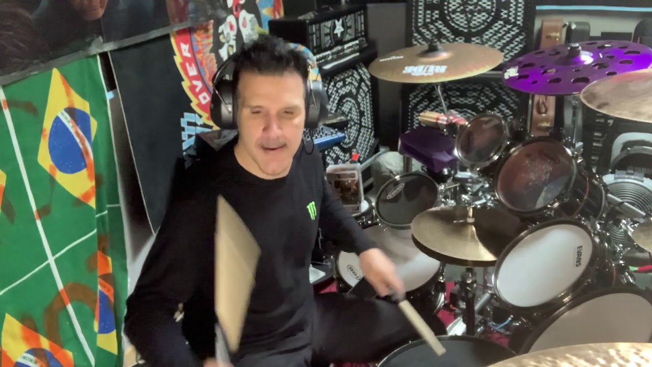 YO! Up the Irons-Charlie Benante- Iron Maiden 