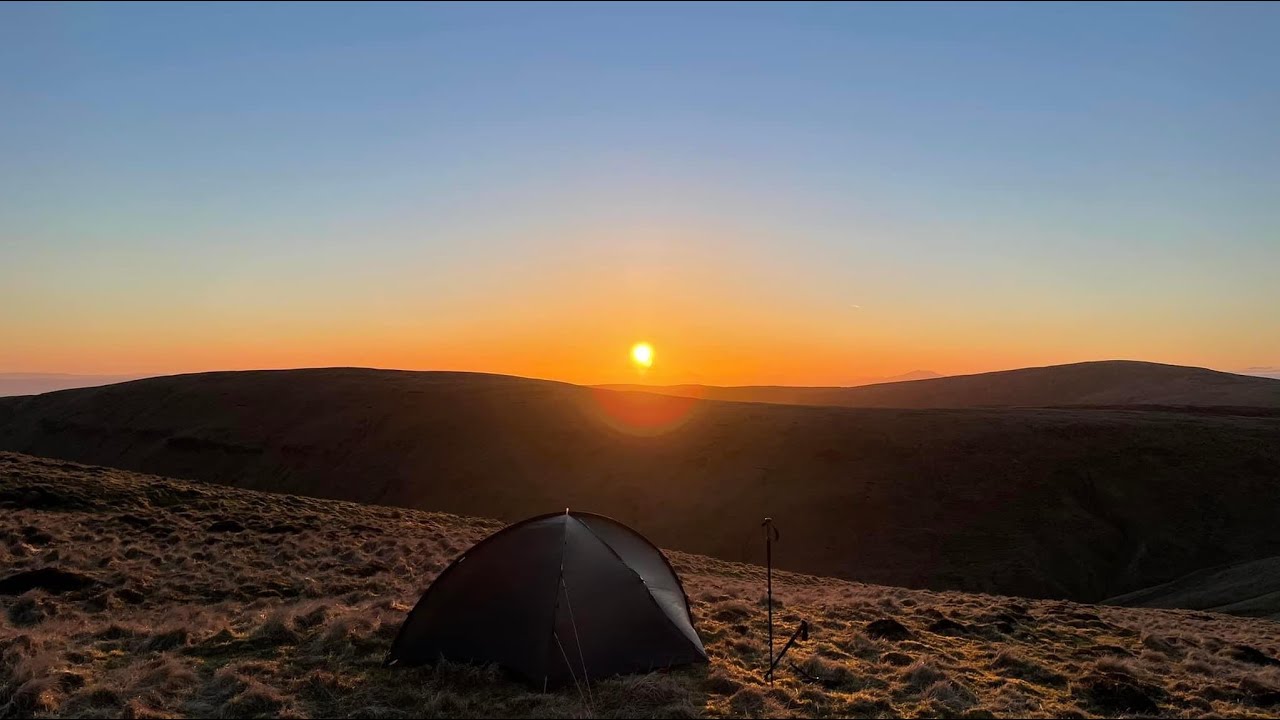 Solo Wild Camp on The Ochils, Hilleberg Niak, Whisky Tasting