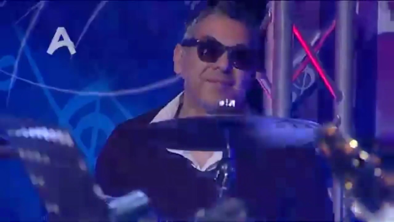 Kirilica bend - Kelnerot moj (Ena Veko cover)