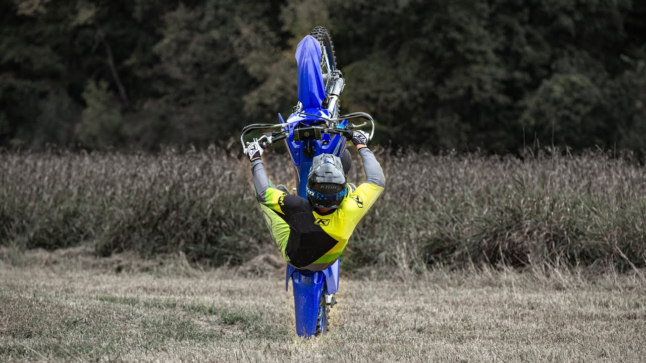 YZ250X is on RAILS! - Single Track time trial