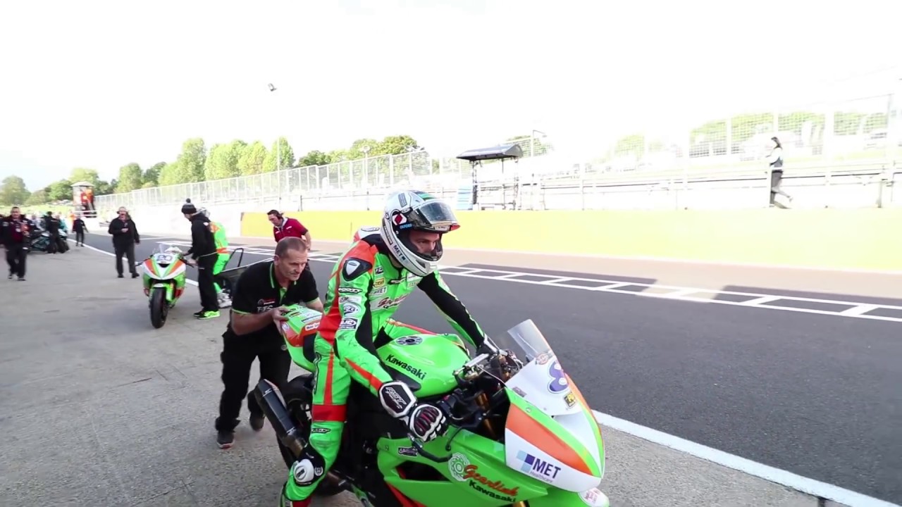 The road to becoming a world Superbike champion [with Andrew Irwin]