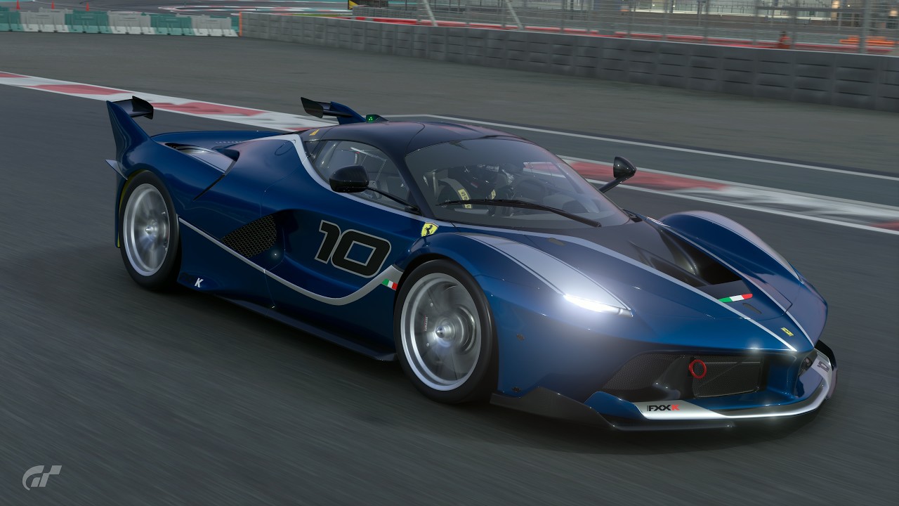 Replay: First run with a Ferrari FXX K