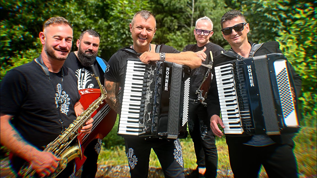 Młody oszalał z wrażenia 😂 zaczął tańczyć ❤️❤️