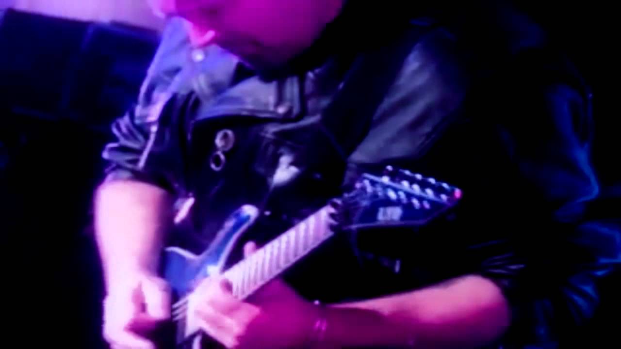 Saint - The Blade (In live) HD