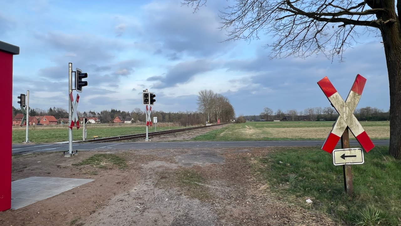 Erneuerung der Bahnübergänge “Moorkamp” und “Gailweg” in Eversen (Örtze) — Veränderungen Frühjar ’25