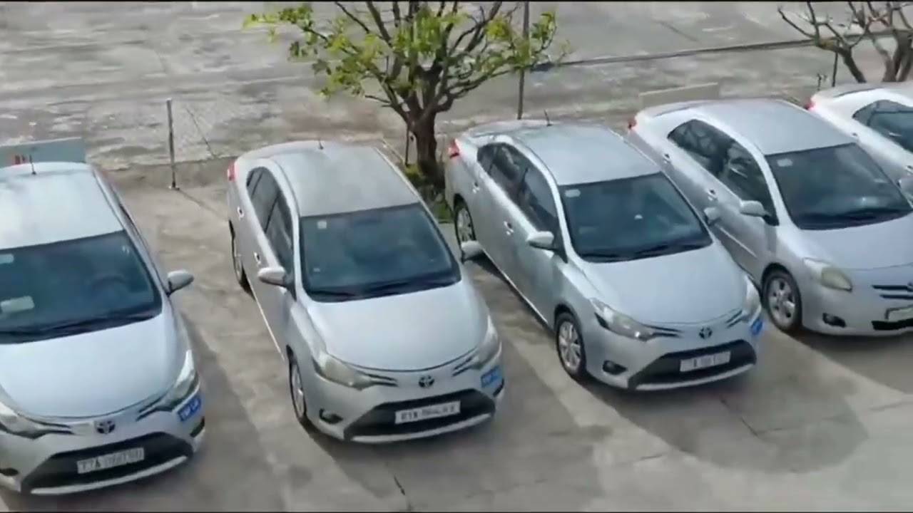 Trải nghiệm khám phá trung tâm đào tạo lái xe ô tô #@Trân Nguyên 77 vlog#.