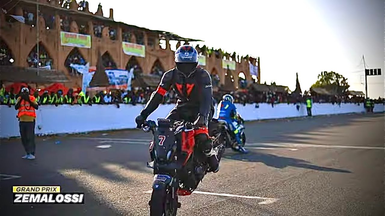 COURSE MOTO Circuit Baobab de Sindia 1er Edition zé malossi