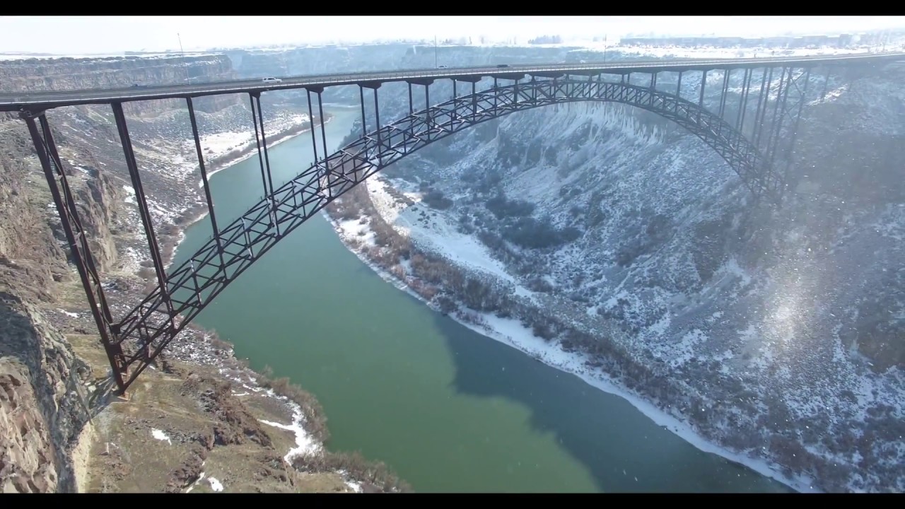 4K Drone Footage of Perrine Bridge / (Shoshone) Waterfalls Twin Falls, Idaho