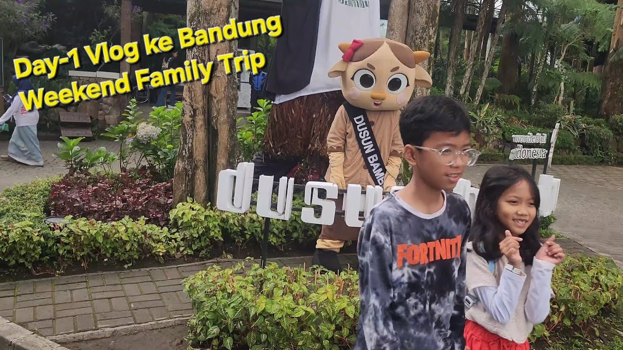 Vlog Day 1 Weekend Bandung ke Dusun Bambu dan Jalan Braga