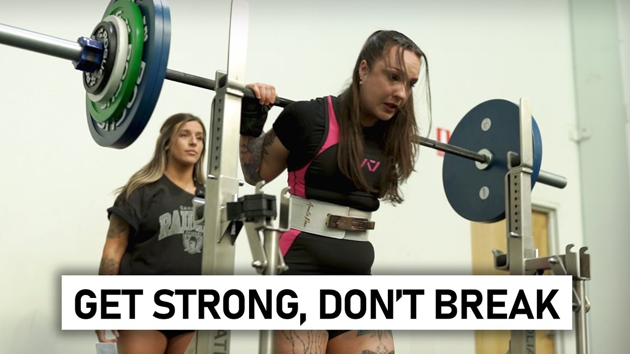 Best squat accessories to prevent injury in a powerlifting peak