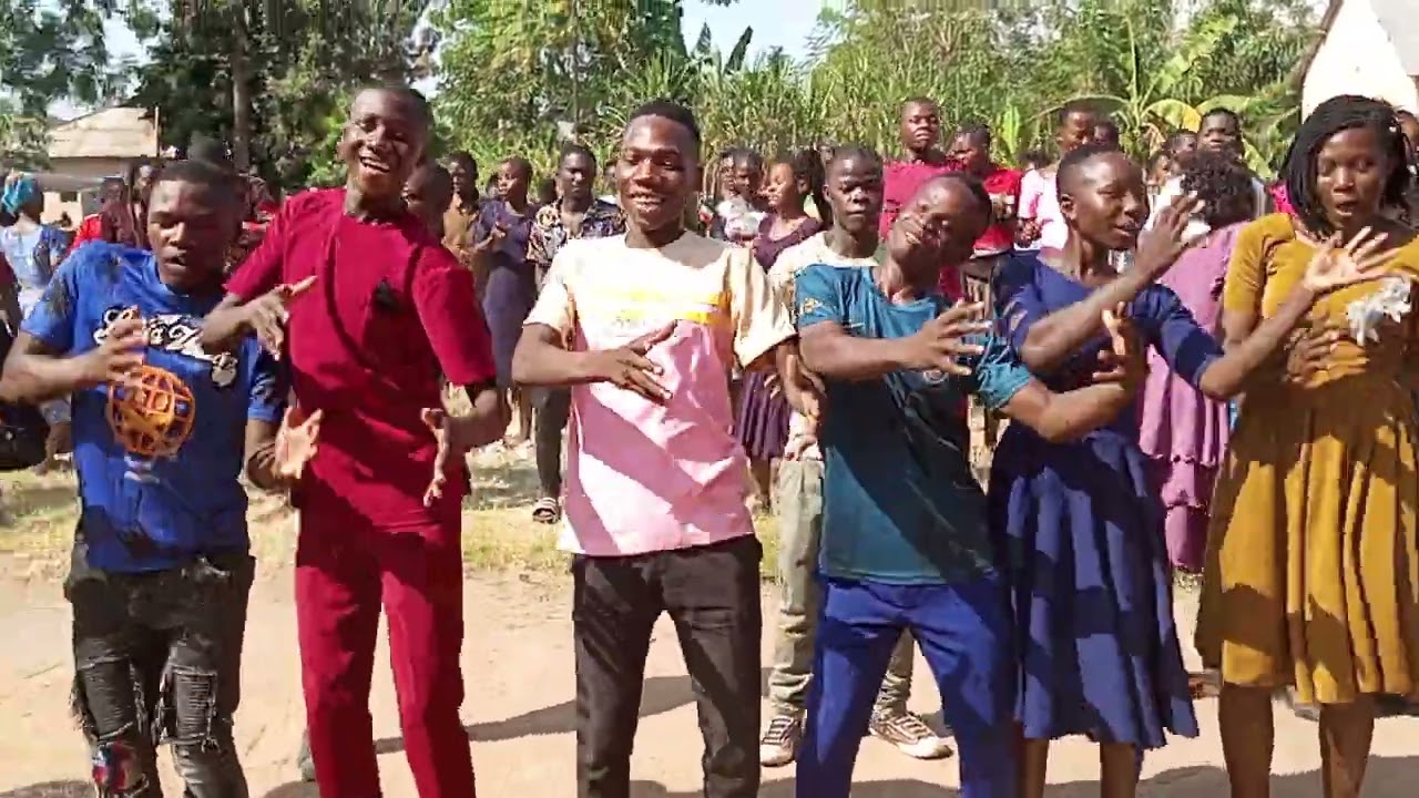 IBADA YA SIFA MKUTANO WA NJE #EAGTBEACHCHATO