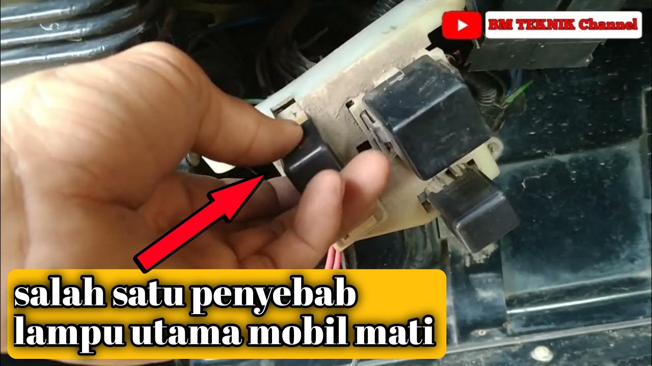 memperbaiki lampu utama mobil mati