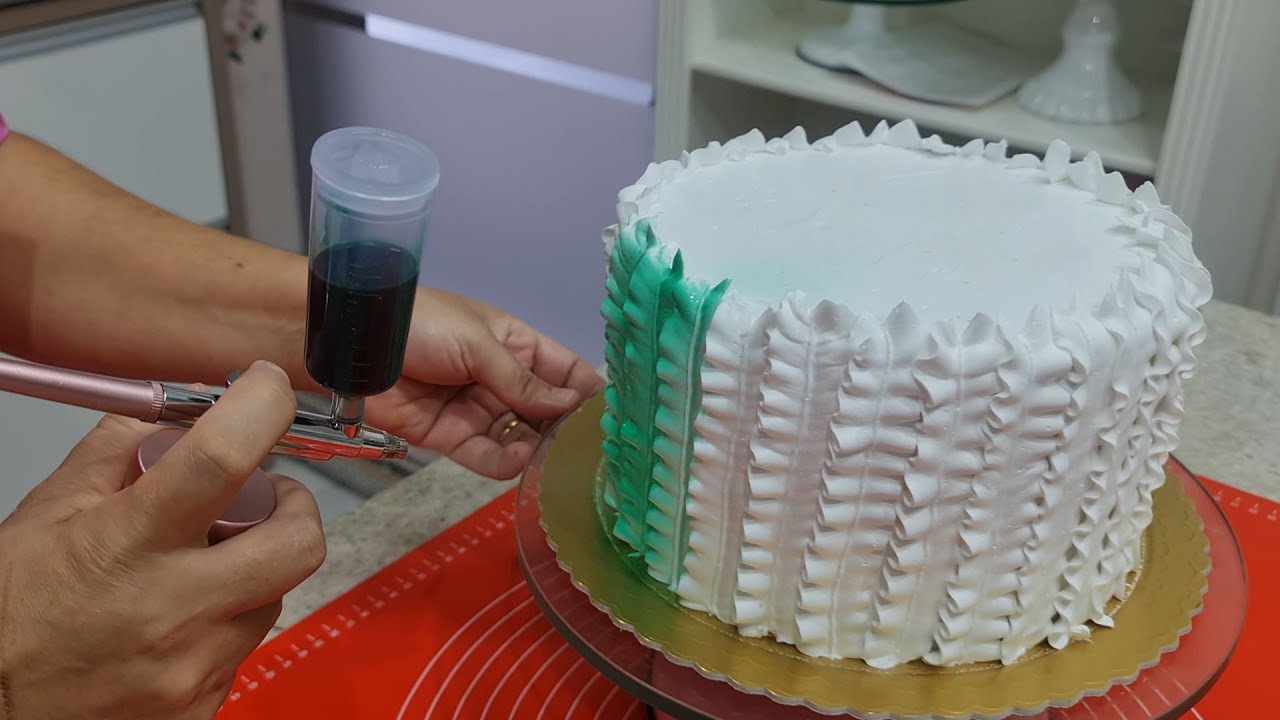 BOLO INFANTIL TEMA DINOSSAURO OLHA ESSA COR SEM TINGIR O CHANTILLY🤩@PARIS CAKE DESIGNER