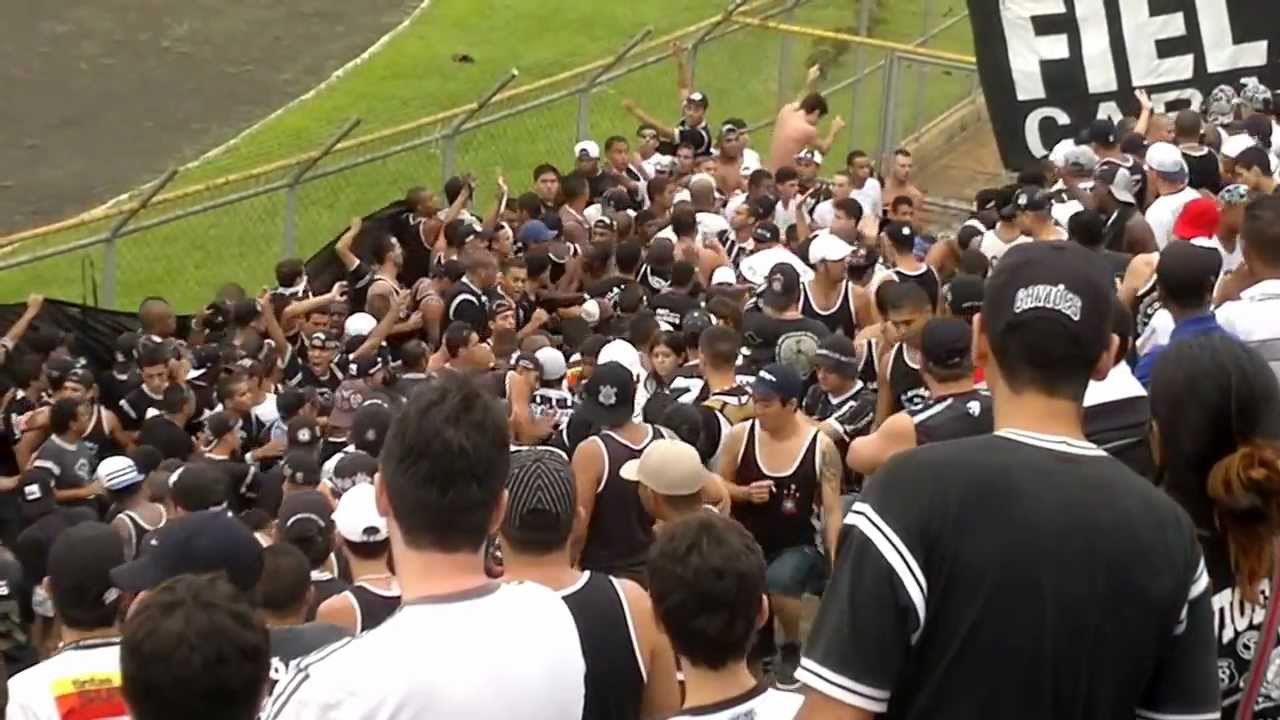 CONFUSÃO NO JOGO DO TIMÃO PELA COPA SP 2013 EM ARARAS .