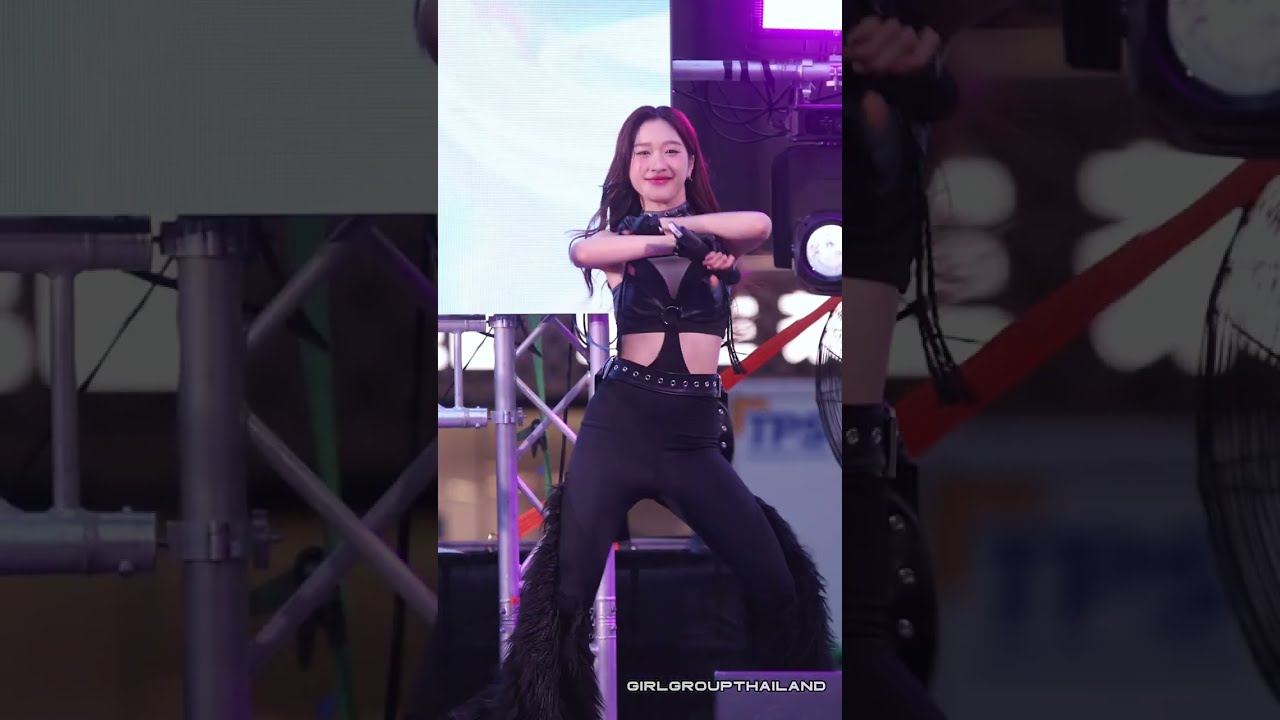 ATOM VIIS 'ร้ายก็ได้ (Don't Mind)' 4K Fancam|Siam Center Live Music 240501