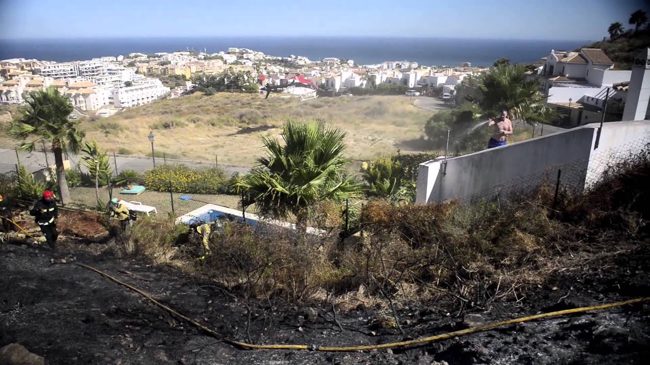 Trabajos de extinción de los incendios de Mijas y Los Barrios
