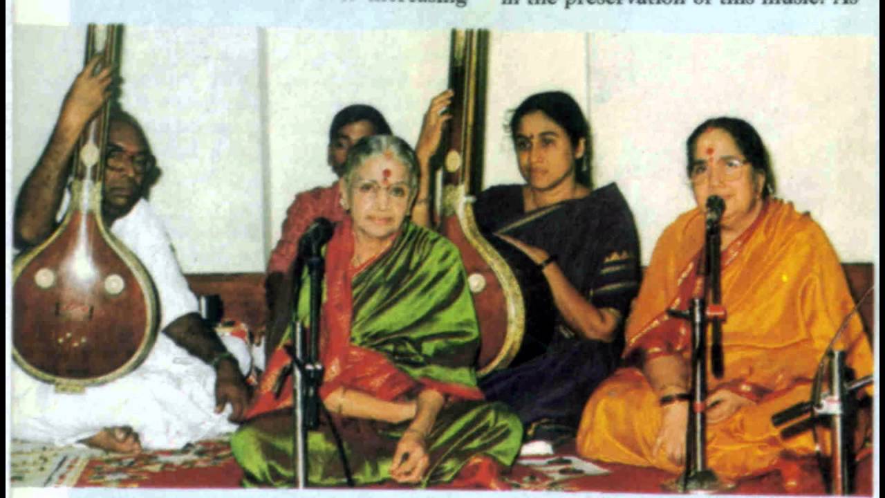 Kamalambam Bhajare- M S Subbulakshmi- Kalyani- Adi- Dikshitar