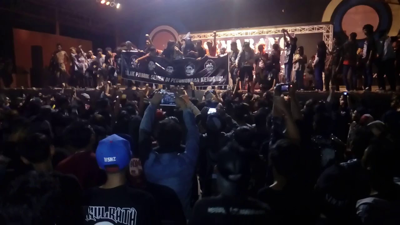 BUNGA HITAM - SETARA LIVE AT SEMARANG BERNYANYI BERSAMA WONDERIA SEMARANG
