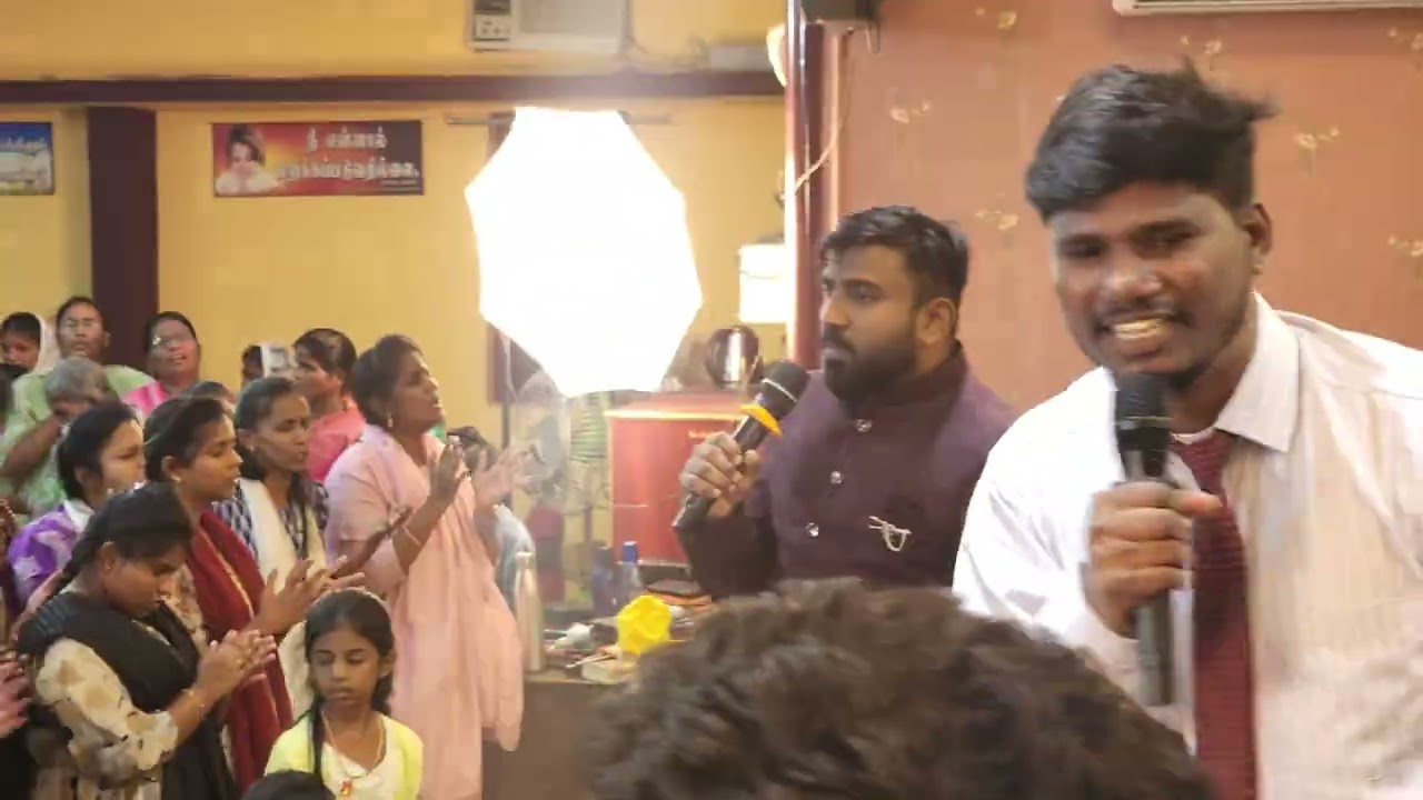 சத்துருவின் தலையை மிதியுங்கள்