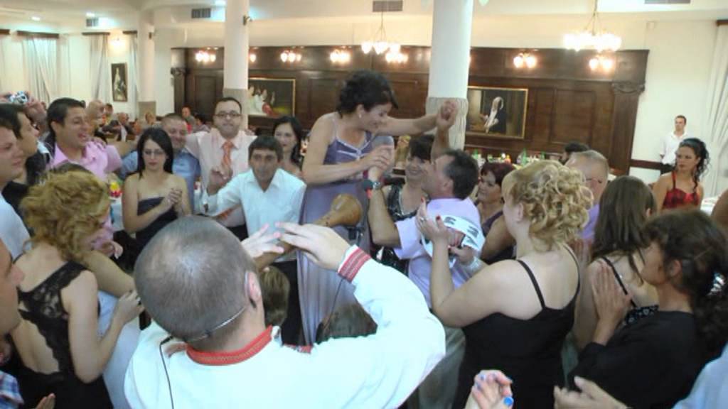 Vili Gajda i Grupa Sesija - More na sred selo , Dobro utro Makedonijo