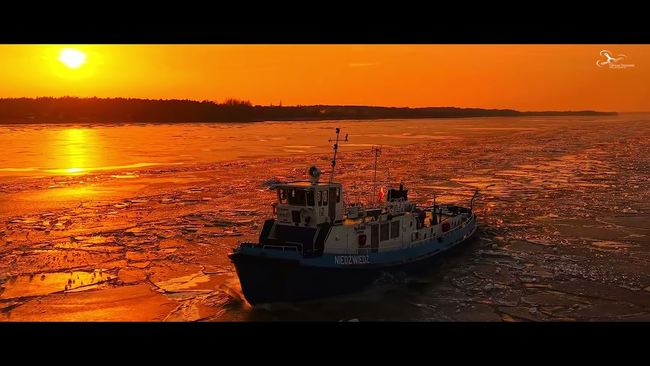 LODOŁAMACZE W AKCJI!  Nowy Duninów | Niesamowity Zachód Słońca z Drona 4K