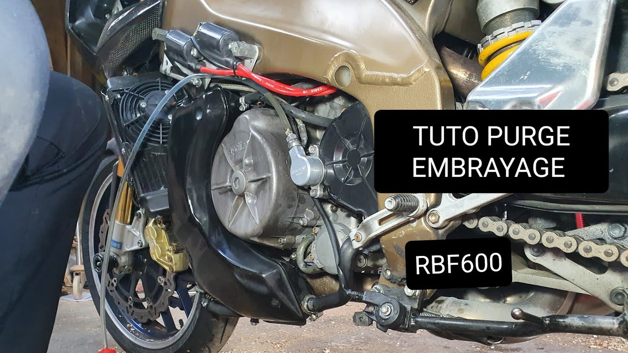 [TUTO] PURGE EMBRAYAGE - APRILIA RSV TUONO 1000 2003
