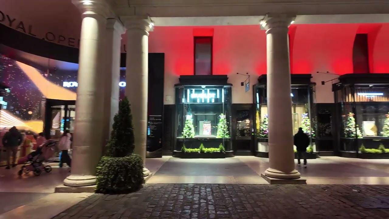 Walking Covent Garden at Night 4K 🇬🇧 London January Winter POV City Walk