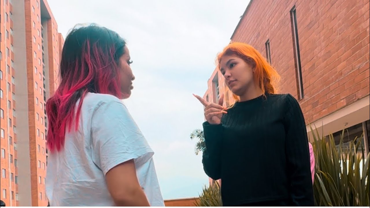 SACO  DE LA CASA A MAIYE Y A KIMBERLY 😨¡Broma! 🤭/Lina Maldonado