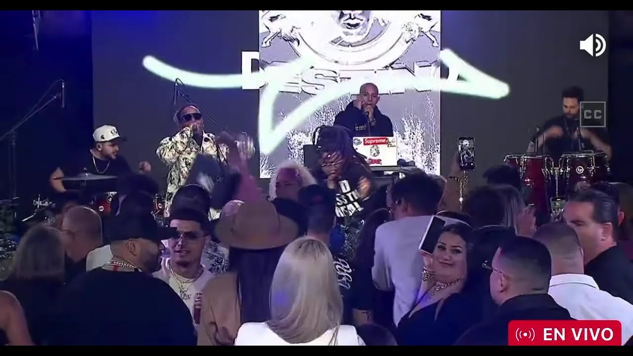 kola Loka  en vivo en el rancho de destino 