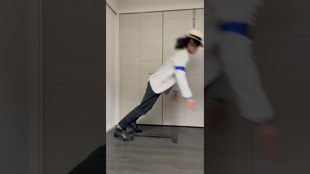 No Gravity 🕴🏿. #michaeljackton #moonwalk #kingofpop #neverland #m j#michaeljackson