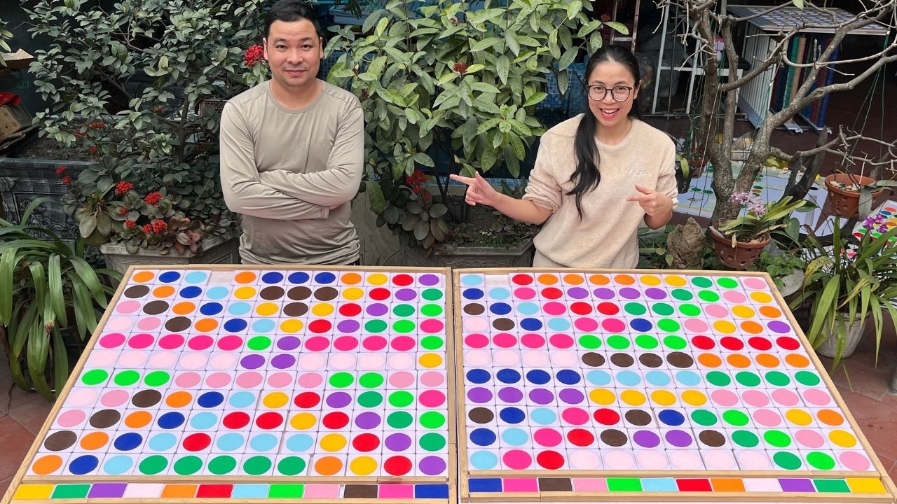 Sort the balls challenge and mrkoi solve the puzzle smartly and quickly