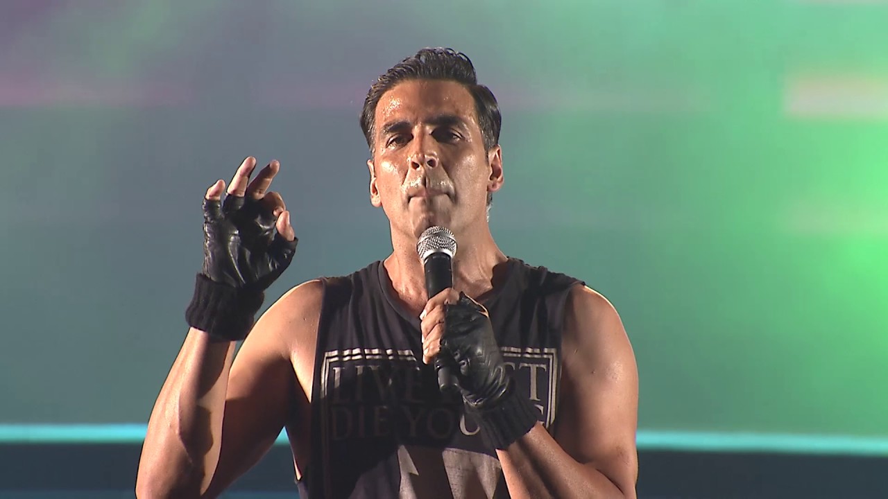 Akshay Kumar The Surprise of DaBangg Tour HKG