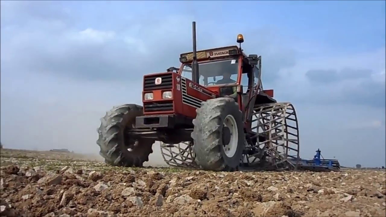 AZIENDA AGRICOLA MARTINI: [GoPro] Erpicatura Fiatagri 110-90 DT