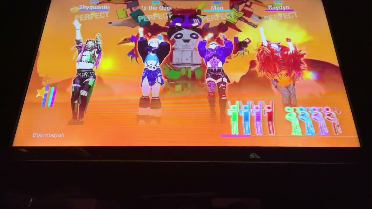 Just Dance 2022 - 4 Player Versus - Finale - BOOMBAYAH (Extreme Version)