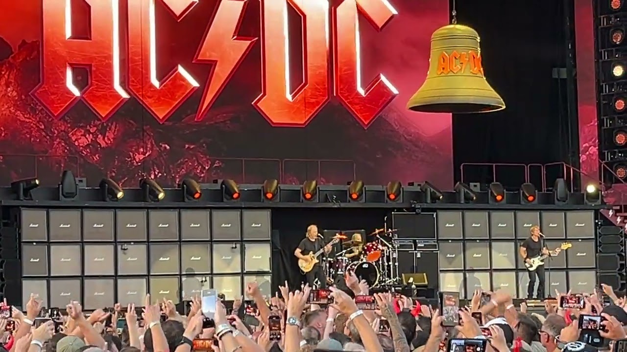 AC/DC - "Hells Bells", Live @ Messe Karlsruhe, Rheinstetten, Germany, 17/Aug/2025