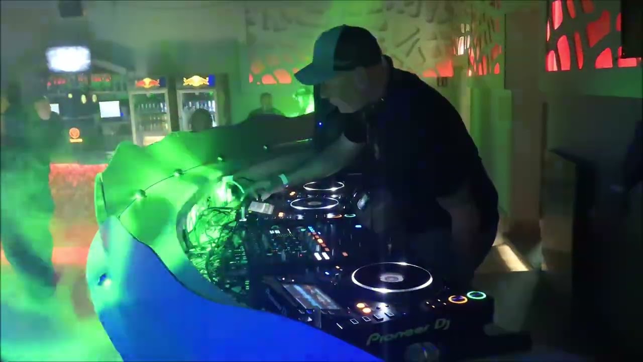 DM-Style & Noize DJ @ RuhrCore & Revolution Hardcore pres. Shockwave with BUZZ FUZZ