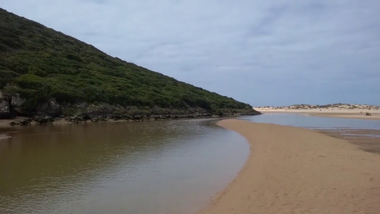 Our Guide to Praia da Amoreira a river runs through it