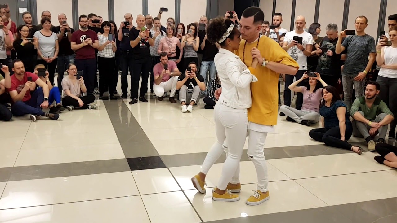 Val'r & St'Effy – UrbanKiz Footwork @Prague Kwanza Festival 2020