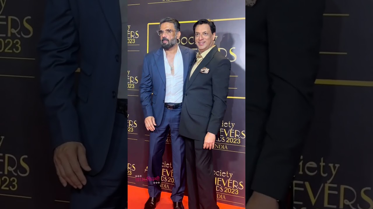 Madhur Bhandarkar with @sunilshetty at Filmfare Ott Awards
