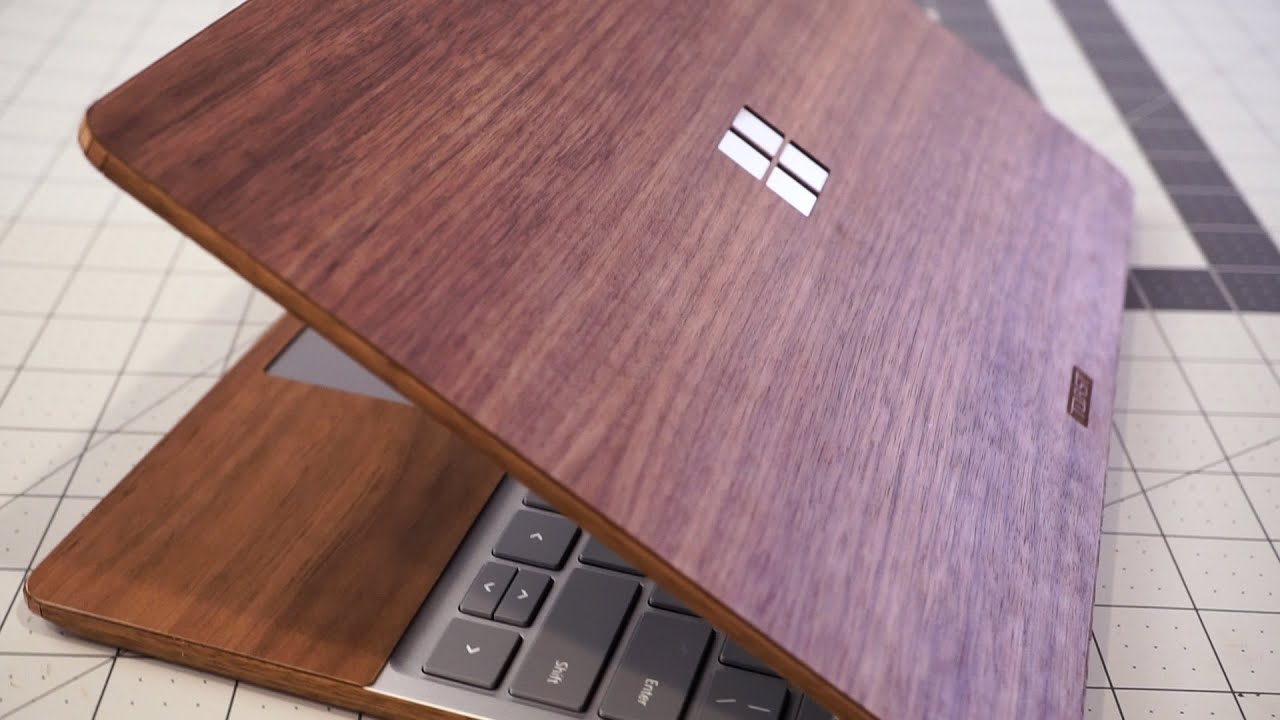 Установка деревянного чехла Toast на Surface Laptop Go