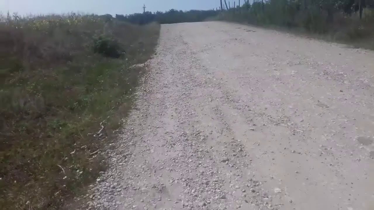 ZVONNY TRAVELL: Satul Chetroşeni, r. H&icirc;nceşti, Rep. Moldova