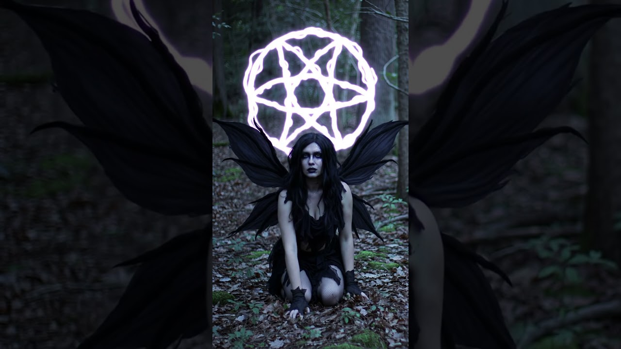 When the Goth Fairy comes out to play 