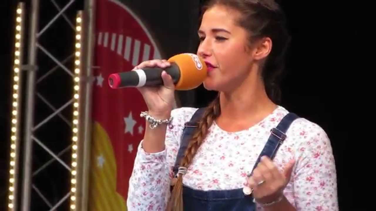 Sarah Engels - How Will I Know. 29.06.2014 live in Bielefeld, Deutschland.