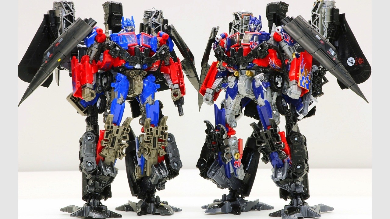 Изображения Трансформеров: DRAMATIC CAPTURE ROTF JETPOWER OPTIMUS PRIME VS SS-32 Optimus Prime!!!