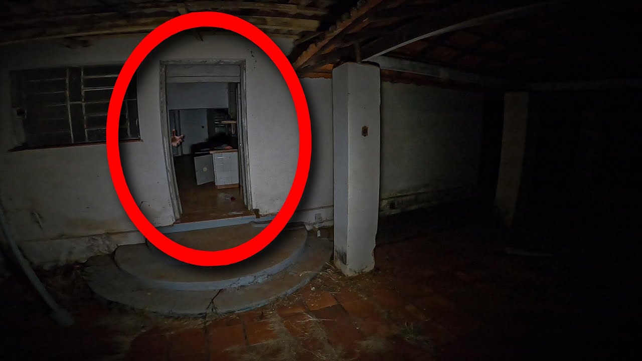 ELE CORREU ATRÁS DO BRUNO SUPOSTAMENTE ARMADO DIZENDO QUE NOS ESTÁVAMOS ROUBAND0 O LOCAL *TENSO*