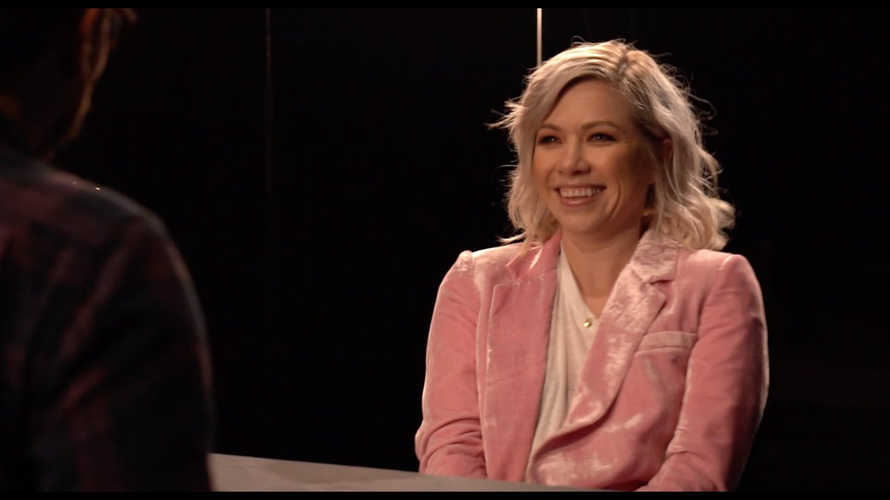 Carly Rae Jepsen – “Let’s Be Friends” Dating Improv