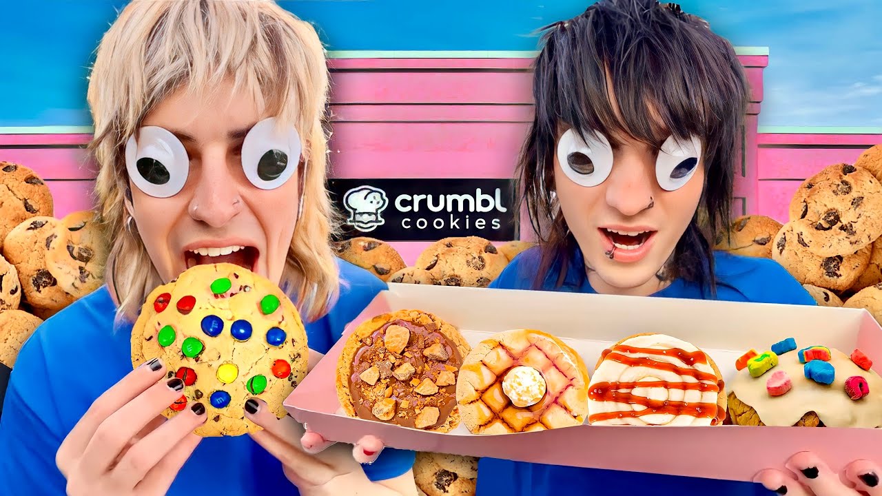 Пробую печенье Crumbl в первый раз