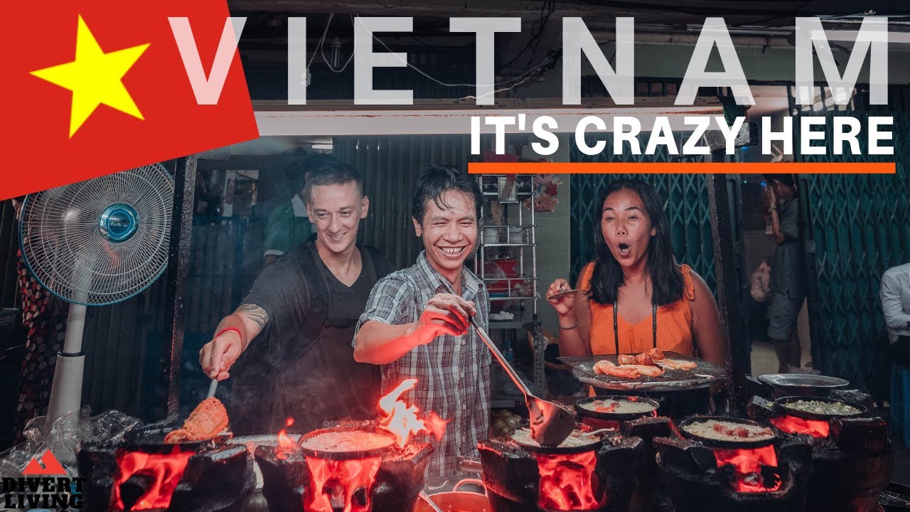 MUST-TRY Local Vietnamese Food Tour In Saigon ( Ho Chi Minh, Vietnam )🇻🇳